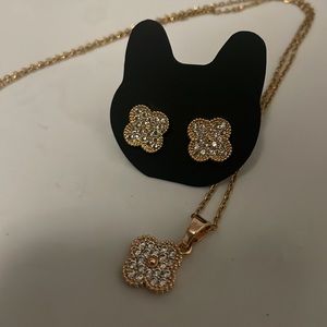 Stainless steel necklace set